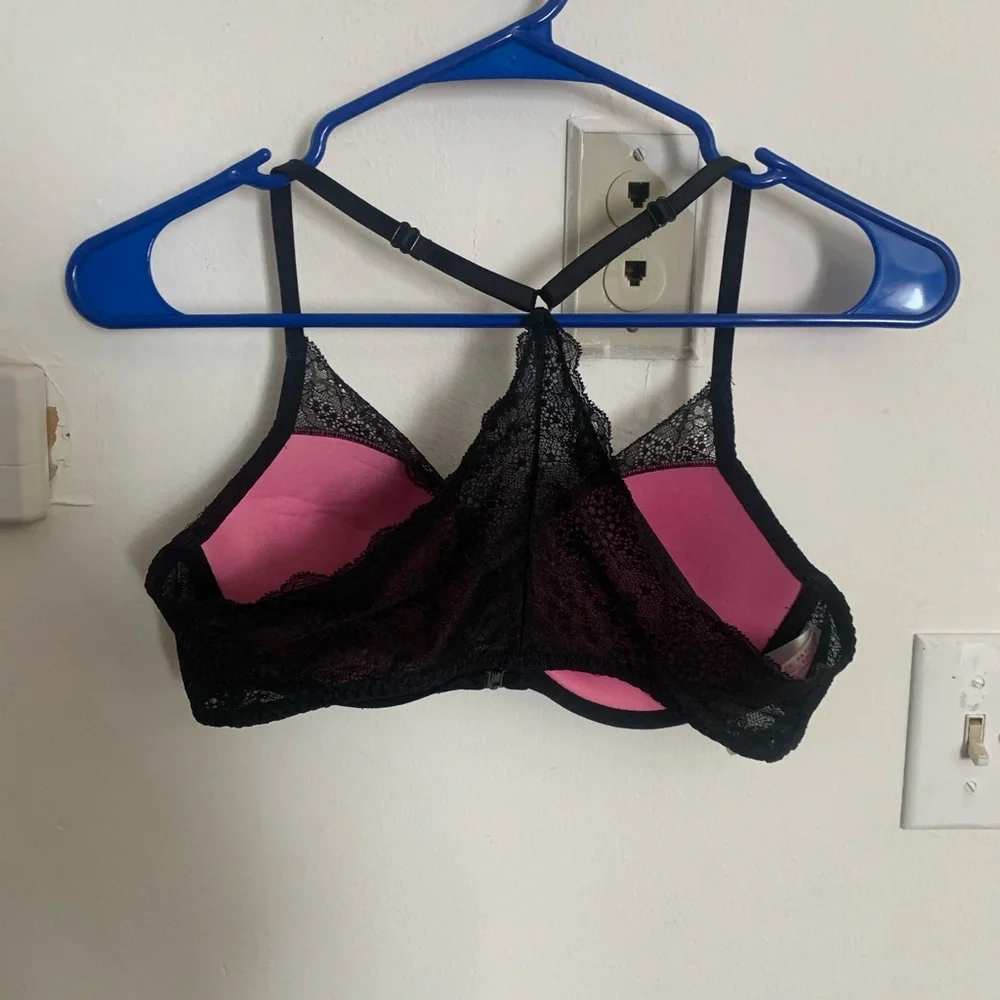 VS bra - Picture 2 of 4
